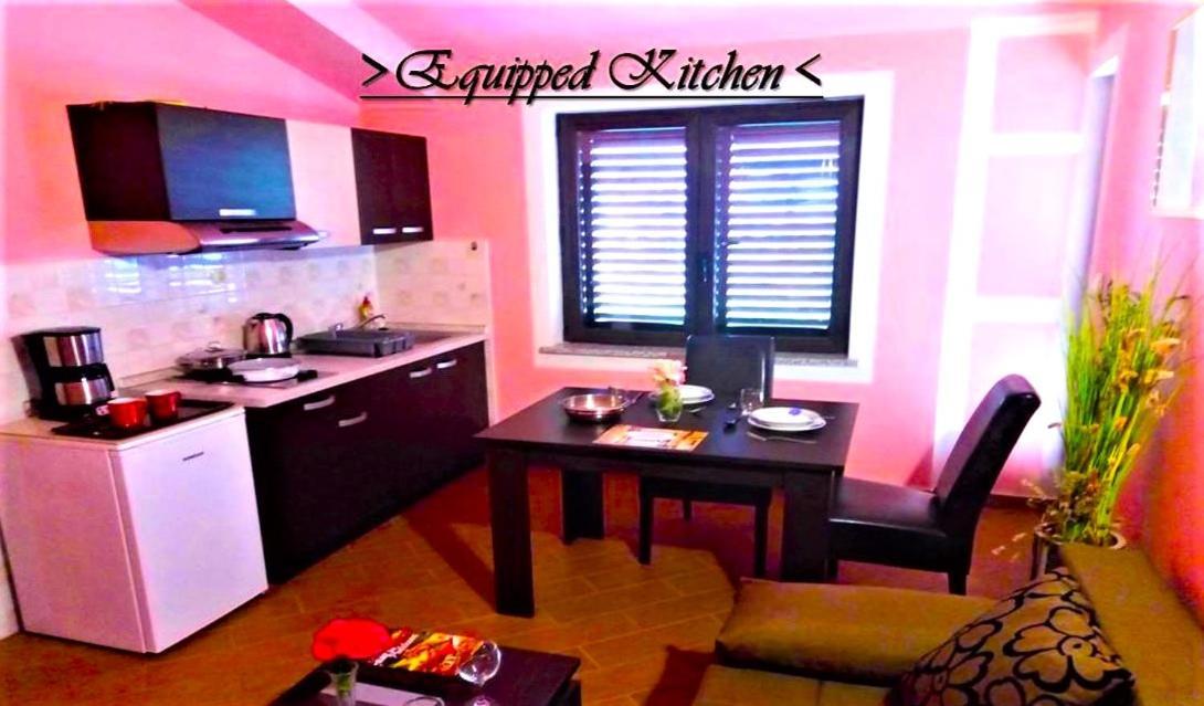 Appartement House White Stone Split à Podstrana Extérieur photo